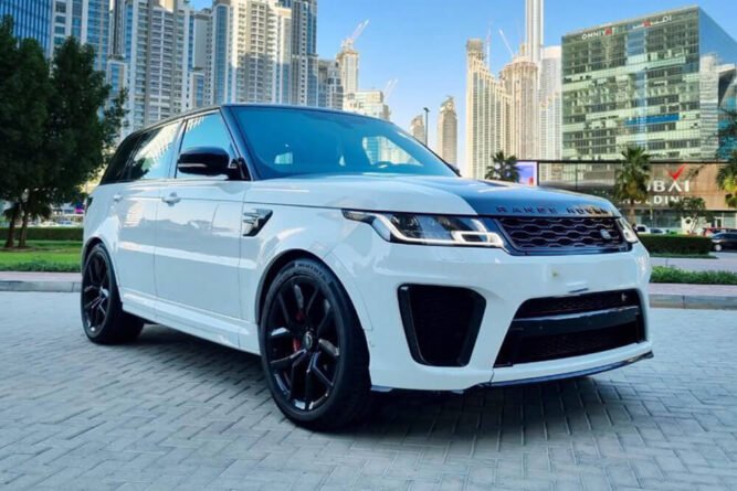 Range Rover Sport SVR 2021