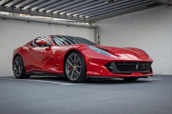 Ferrari-812-GTS-1